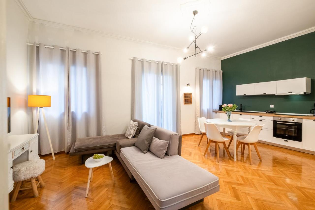 Central5 Boutique Apartments With Common Garden Next To Metro 雅典 外观 照片