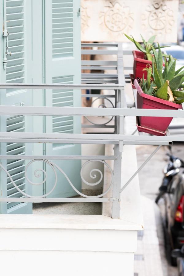 Central5 Boutique Apartments With Common Garden Next To Metro 雅典 外观 照片