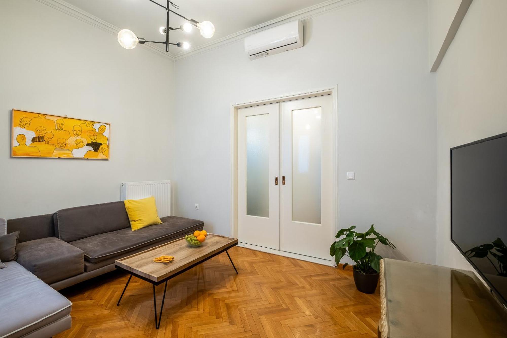 Central5 Boutique Apartments With Common Garden Next To Metro 雅典 外观 照片